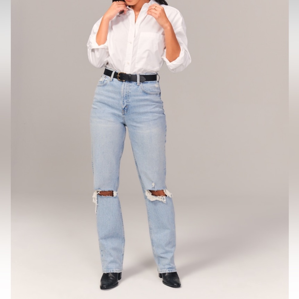 Abercrombie & Fitch Curve Love 90s Ultra High Rise Straight Jeans